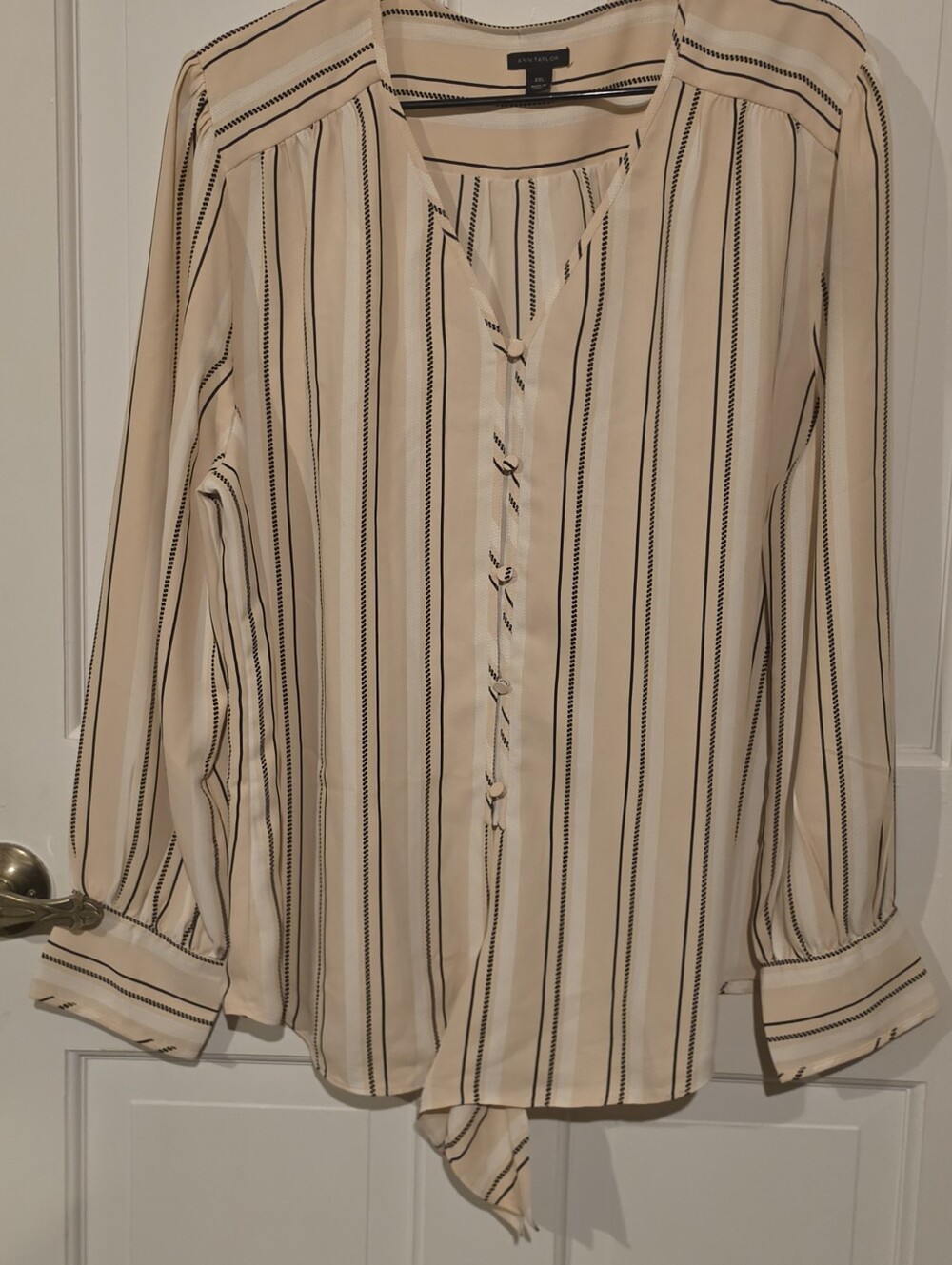 NWOT: Ann Taylor Striped Tie-Front Button Blouse - Beige XXL